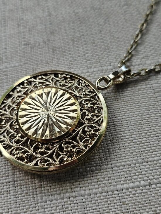 Vintage Caravelle Pocket Watch Gold Tone Watch Necklace Hand Winding Hand main image 4